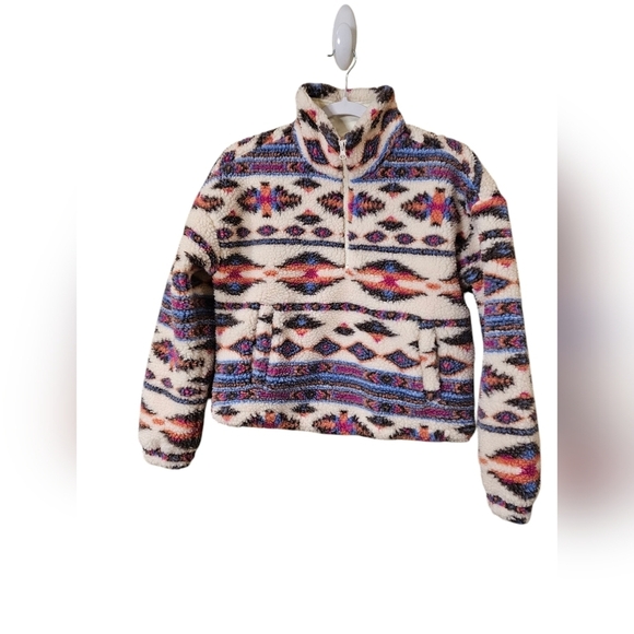 Altar'd State tribal sherpa fleece pullover with front pocket. Small - Picture 1 of 3